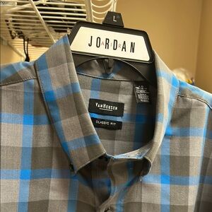 Van Heusen Men's Blue and Gray Plaid Shirt